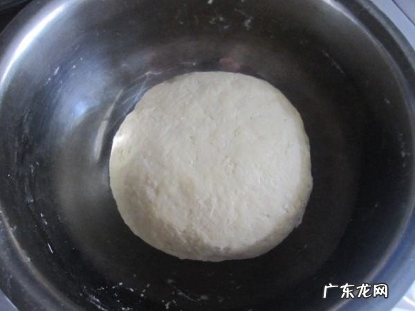 怎么擀面条家庭做法,手擀面配方做法