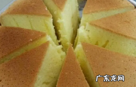 为什么鸡蛋糕总是发不起来,做蛋糕用的鸡蛋是冰冻的还是常温的