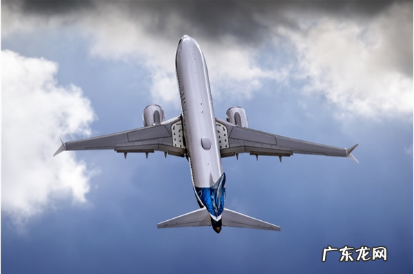 直板夹可以带上飞机,夹头发的夹板可以带上飞机