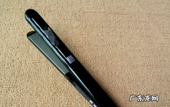 直板夹可以带上飞机,夹头发的夹板可以带上飞机