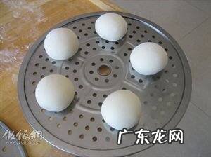 用碱做馒头怎么使用,蒸馒头对碱的技巧