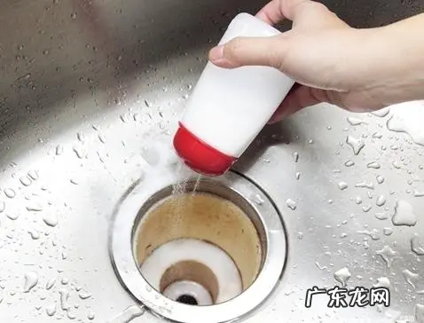 小苏打配什么可以清下水道,小苏打如何疏通下水道堵塞