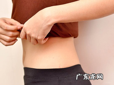 怎么徒手测腰围,没有工具怎么知道自己的腰围