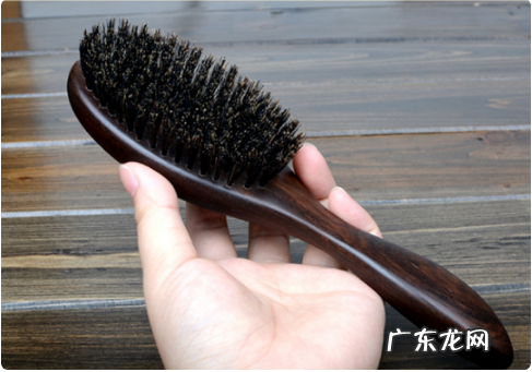 头发枯燥怎么保养,烫头发干枯毛躁怎么保养