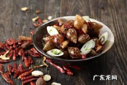 海螺的黄可以吃,海螺后面的黄能吃