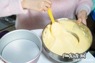 做蛋糕打不起来怎么办,做蛋糕为什么中间发不起来