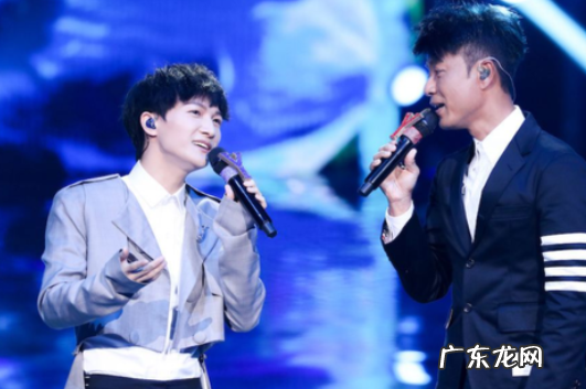 周深李克勤天下有情人哪一期,周深李克勤参加了什么综艺节目第几期