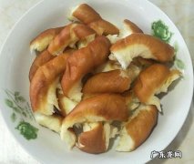 麻花怎么煮着吃,鸡蛋麻花汤的家庭做法