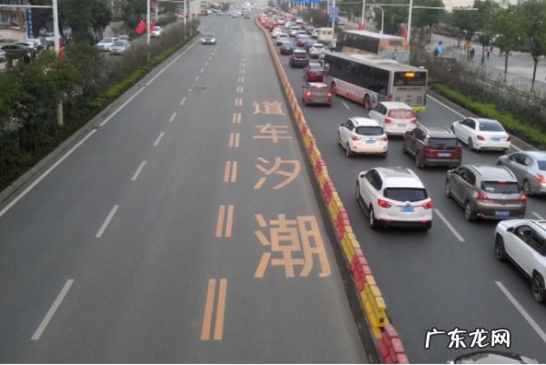双黄线虚线是什么意思,双黄虚线是什么意思