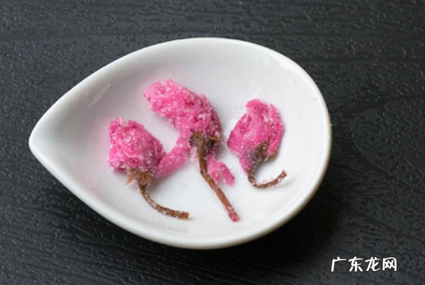 盐渍樱花怎么使用,白凉粉怎么做水果果冻
