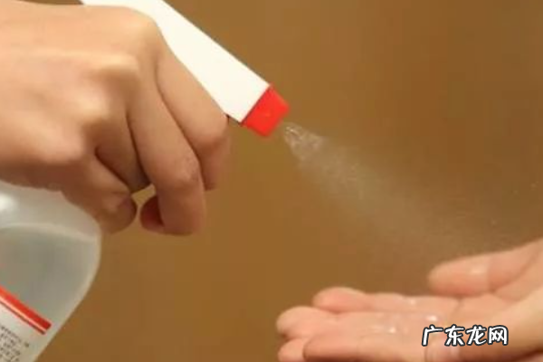 75%医用酒精可以带上高铁,75%医用酒精可以带上高铁湿巾