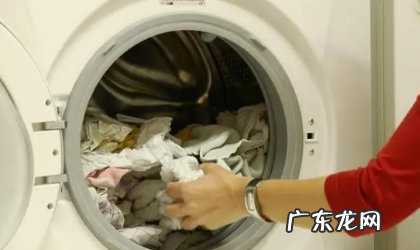 衣服洗了晾干有臭味是什么情况,衣服晾干有股臭味是为什么