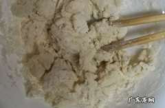 拌汤怎么拌出小疙瘩,拌汤疙瘩汤怎么做如何做好吃