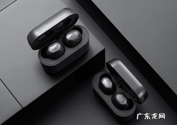 为什么蓝牙耳机不能两个同时使用,为什么我的左右耳机不能同时使用
