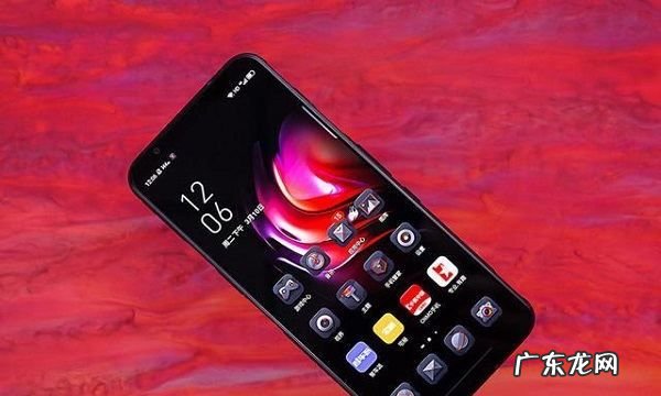 努比亚红魔3S是曲面屏,想买游戏手机买哪个好