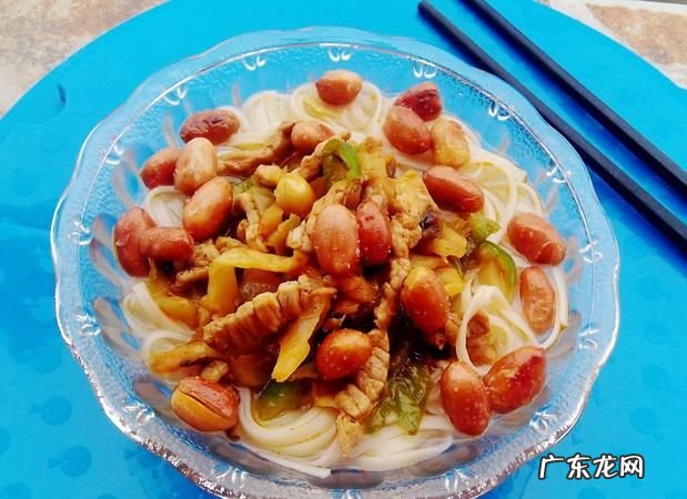 重庆榨菜肉丝面的做法是什么,正宗榨菜肉丝面的做法