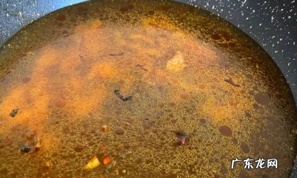 重庆榨菜肉丝面的做法是什么,正宗榨菜肉丝面的做法