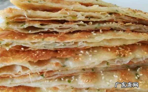 烙饼怎么样层多又酥又软,烙饼的时候油溅到眼睛里
