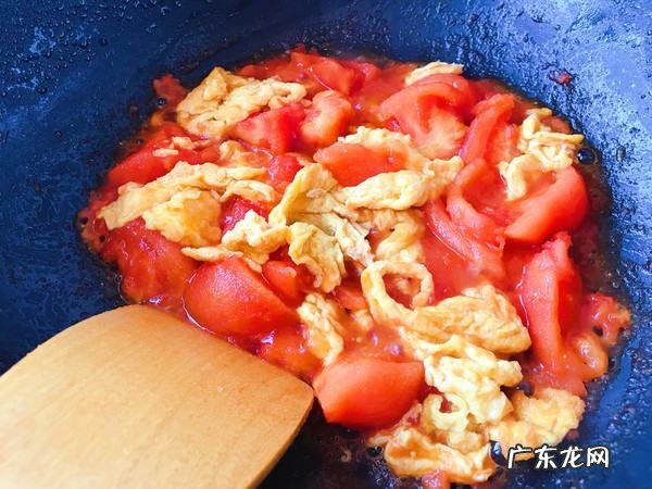 西红柿鸡蛋怎么炒的,炒西红柿鸡蛋怎么炒