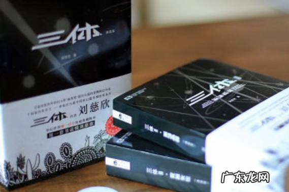 典藏版和普通区别,书籍的典藏版和一般的正版有什么区别