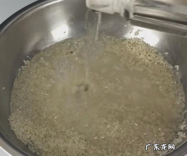 如何洗米,洗羽绒服的正确方法是什么