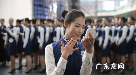 空乘专业需要什么条件体重,高考空乘专业女生身高和体重要