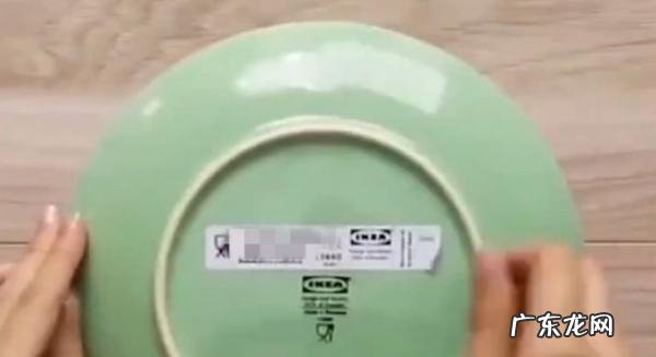 标签怎么撕下来不留痕迹,粘在物品上的标签纸怎么完整撕下来