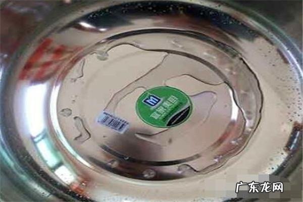 盆上的标签胶怎么去除,怎么去除盘子上的标签胶印