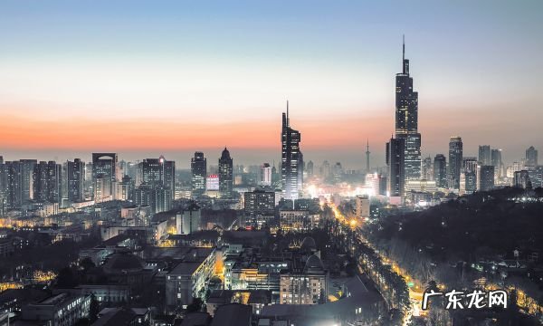 有着石头城之称的城市是什么,石头城是对我国哪一座城市的美称
