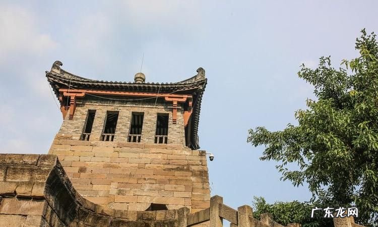 有着石头城之称的城市是什么,石头城是对我国哪一座城市的美称