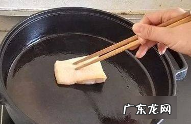 苏泊尔铁锅怎么开锅,苏泊尔铁锅怎么开锅不生锈不粘锅锅盖怎么按装