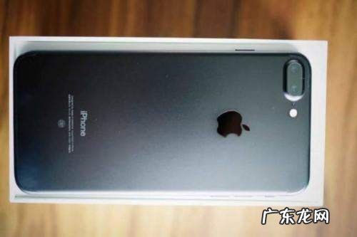 怎么判断8P是不是原装屏,怎么看苹果手机屏幕是哪个厂家的
