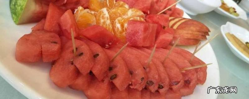 怎么切西瓜果盘图片步骤 怎么切西瓜果盘