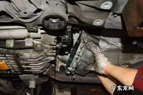 双离合变速箱多久换一次油,双离合变速箱油多长时间换一次