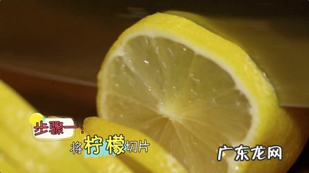 白色羊绒衫怎么洗可以恢复白,白色羊绒大衣怎么洗最好