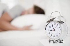 9点一小时前是几点,九个小时之前是多久