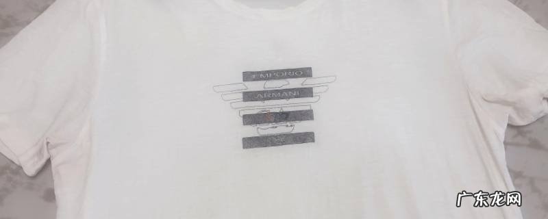 白色纯棉衣服汗渍发黄怎么洗白 衣服汗渍发黄怎么洗白