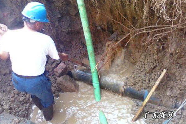 地埋水管冻了怎么解冻,地埋水管冻了怎么解冻