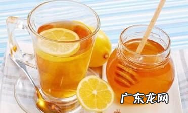 蜂蜜水什么时候喝最佳,喝蜂蜜水的功效与作用什么时候喝合适