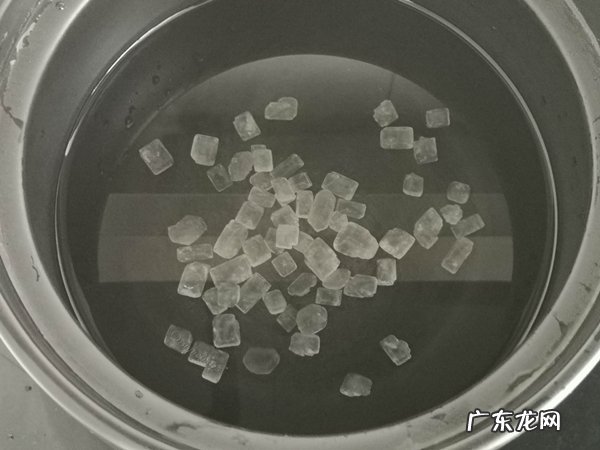 煮梨水都放什么东西,煮梨水需要放什么止咳