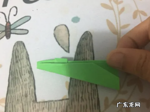 滑翔飞机怎么折,最牛滑翔纸飞机的折法简单最新版