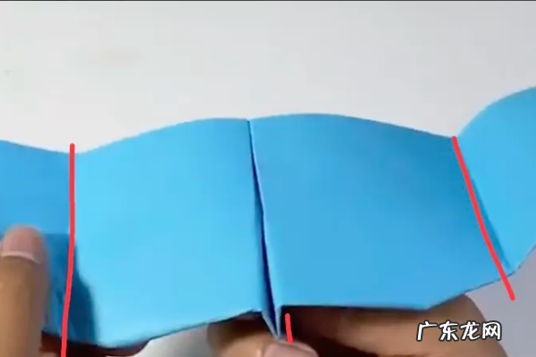 滑翔飞机怎么折,最牛滑翔纸飞机的折法简单最新版