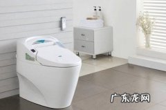 马桶有点堵塞该怎么疏通,自动马桶堵住了该怎么疏通最简单方法