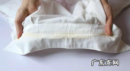 衣服被漂白水烧黄怎么恢复,衣服被漂白水漂黄了怎么办