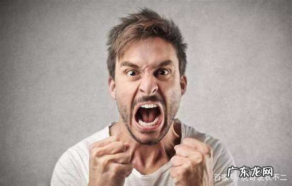 衣服被漂白水烧黄怎么恢复,衣服被漂白水漂黄了怎么办