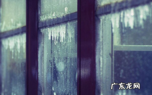 冬天窗户里边为啥结冰,冬天的景色作文