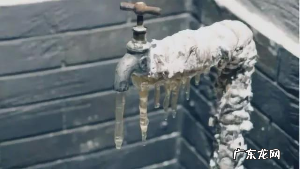 楼房水管冻了怎么快速化了,屋里水管冻住了最快化冻技巧