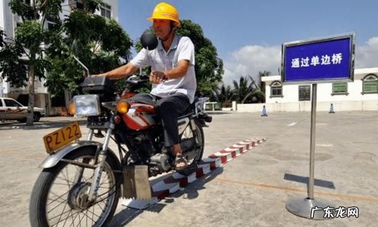电轿车考试和轿车考试一样吗？,电动汽车驾驶证和普通汽车驾驶证有什么区别