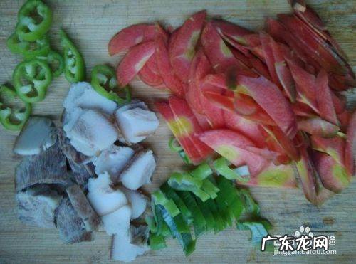 红萝卜炒粉丝怎么炒好吃,青萝卜炒粉条的做法大全家常