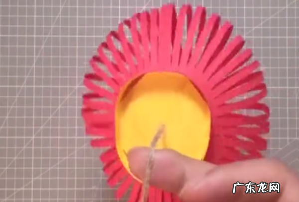 DIY元旦灯笼怎么做,手工纸怎么做灯笼龙